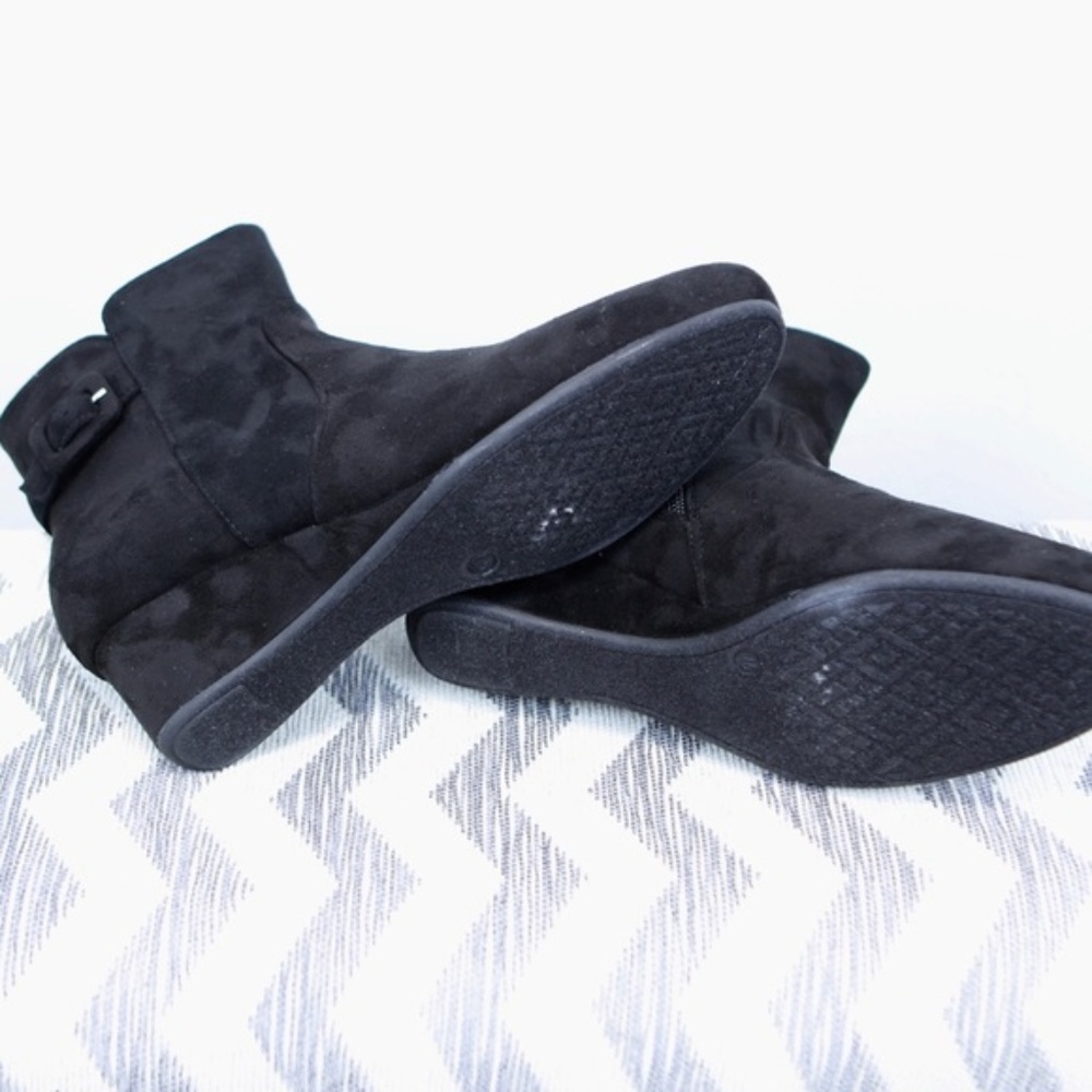 Womens "Ada" Low Wedge Ankle Booties - Picture 3 of 4
